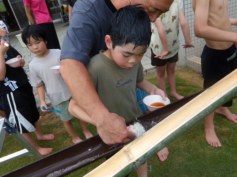 【児童棟】 流しそうめん