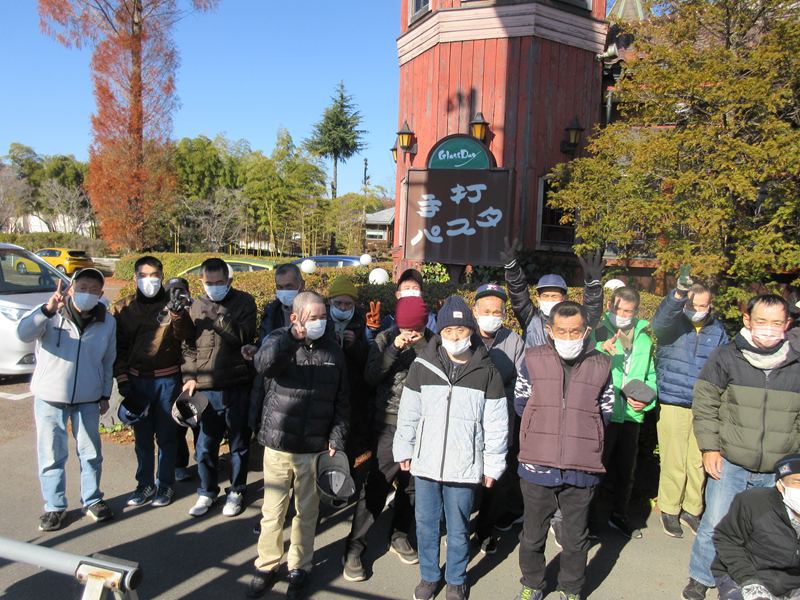 【さくらこぶし】　利用者さん　忘年会